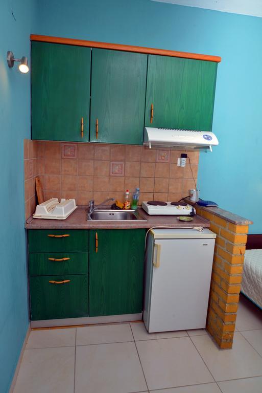 Krystallia Apartments ダシア エクステリア 写真